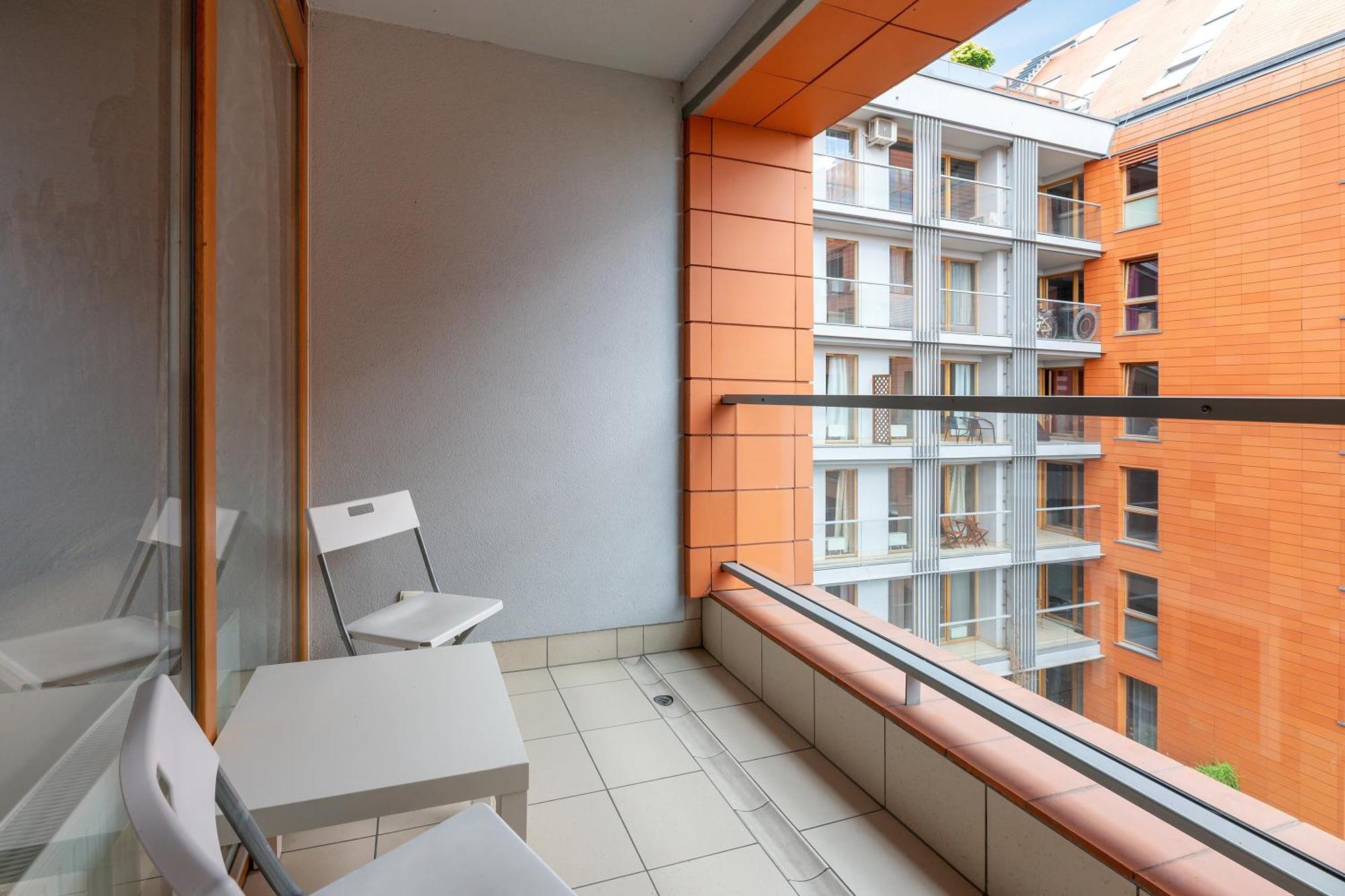 Aura Island Riverside By Downtown Apartments Gdansk Room photo