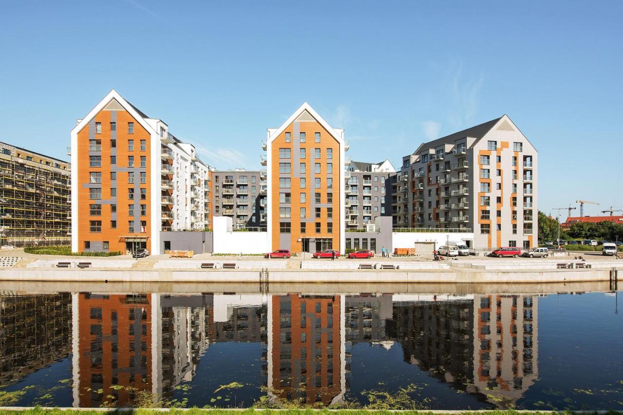 Aura Island Riverside By Downtown Apartments Gdansk Exterior photo